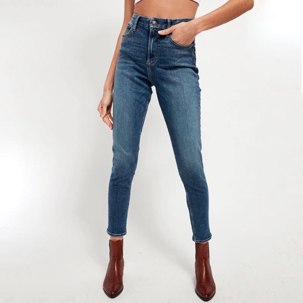 WE THE FREE| High Waisted Jeans NWOT SZ 30